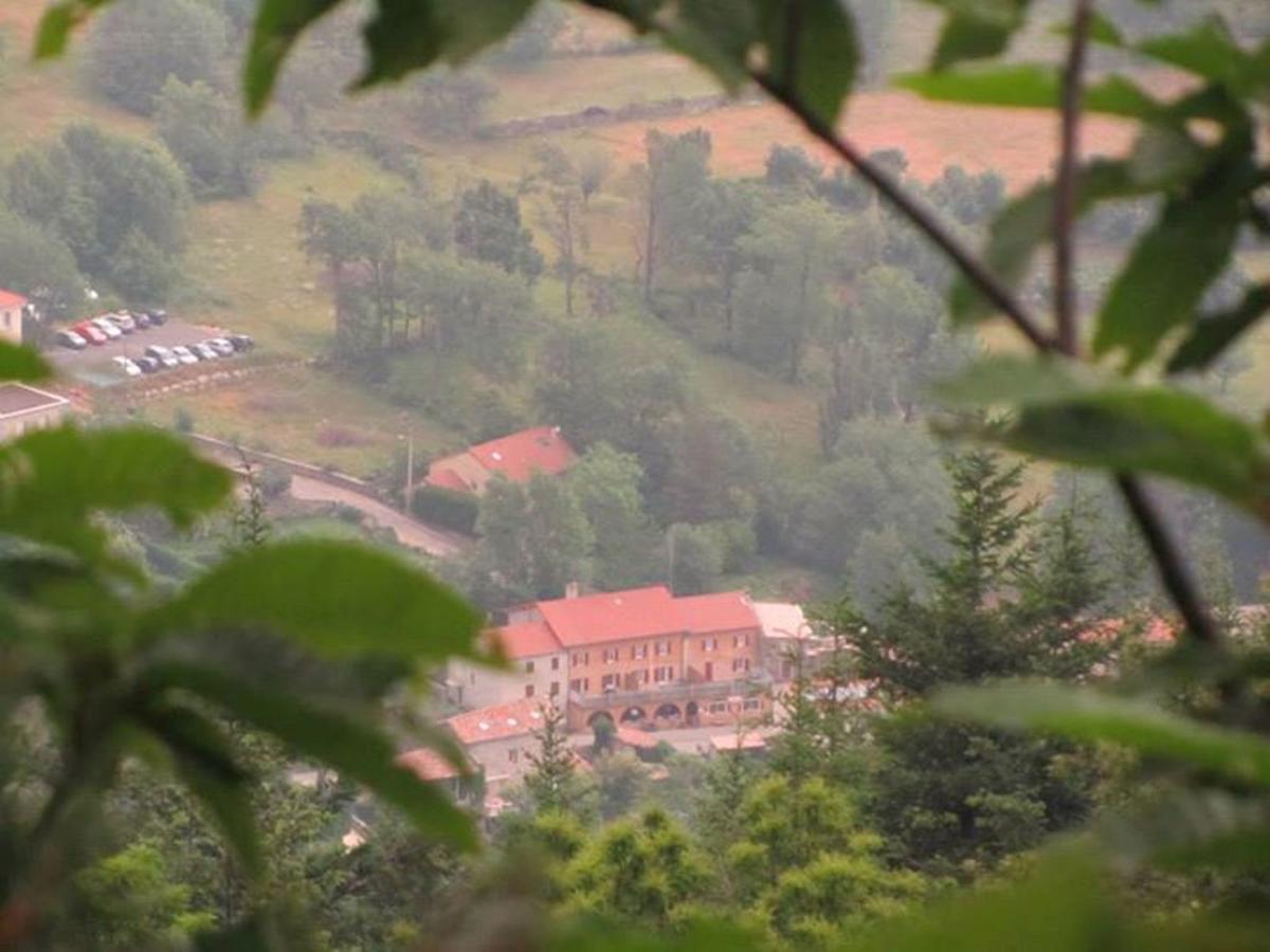 Auberge Le Romarin Valgorge ภายนอก รูปภาพ